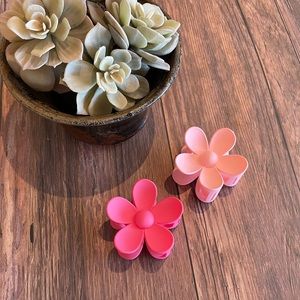 Jumbo Pink Daisy Hair Clips Set of 2